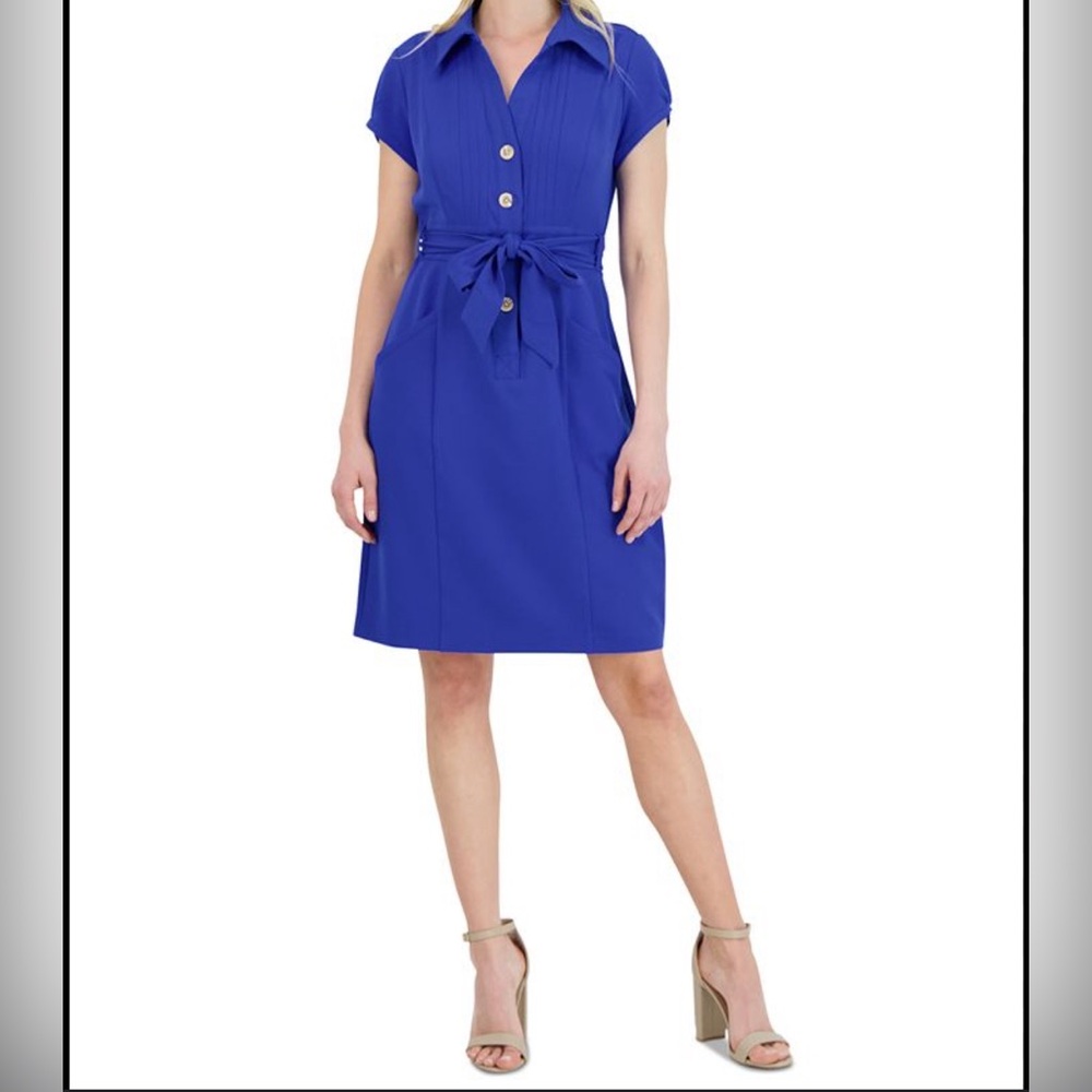 Signature by Robbie Bee Blue button‎ up Dress with tie. Size 8